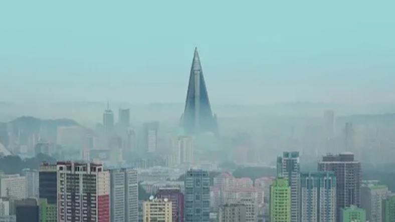 隔江游中国背后,朝鲜的旅游“求生记”